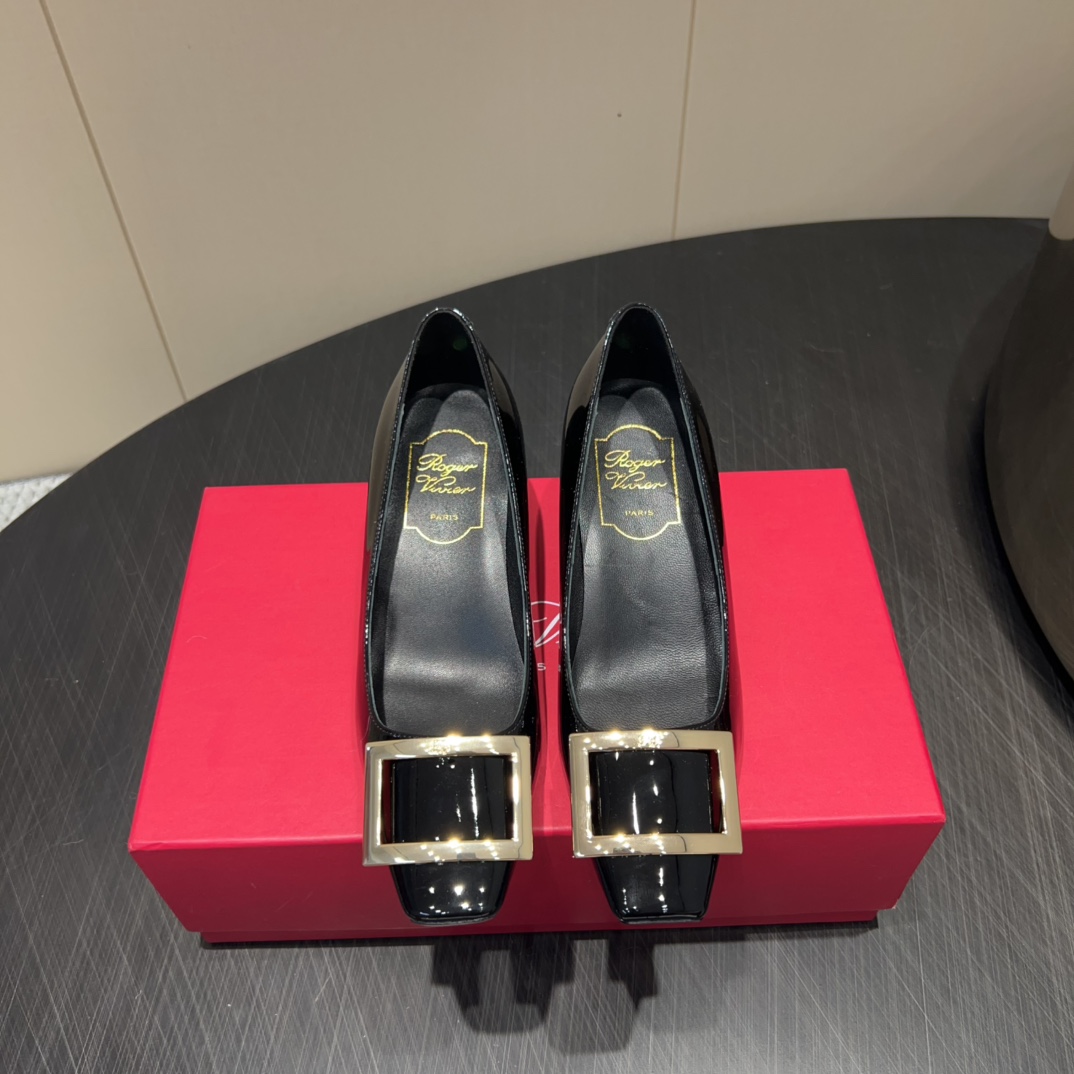 Women's high heels